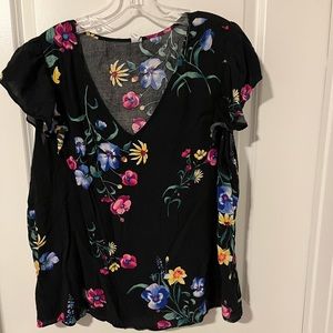 Old Navy black floral print top, size XL